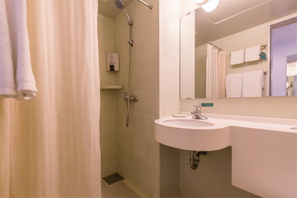 Jinjiang Inn Select Wuhan Chu Hehan Street Shuiguohu المظهر الخارجي الصورة